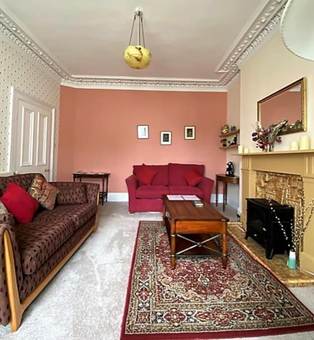 St John'S Flat Spacious Accomodation Dalry  Eksteriør billede