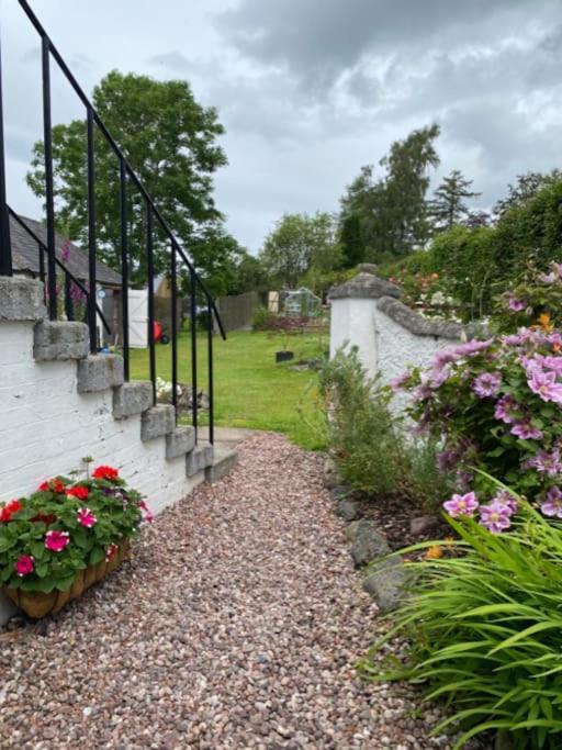 St John'S Flat Spacious Accomodation Dalry  Eksteriør billede