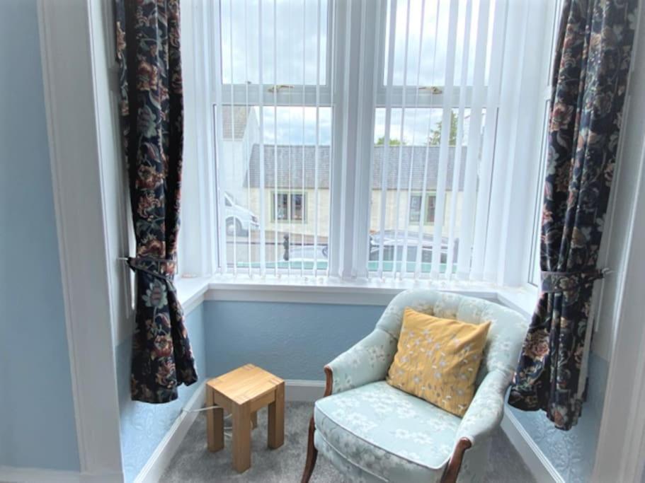 St John'S Flat Spacious Accomodation Dalry  Eksteriør billede